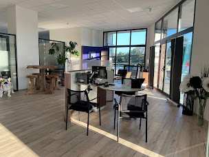 Photo n°1 de AXA Assurance et Banque Eirl Luciani Valerie à Porto-Vecchio (Agence d'assurance pour locataires)