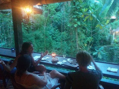 Photos of Divine Wine Bar & Shop