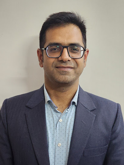 DR GAUTAM KAPOOR??S CLINIC