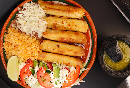 Dayanna’s Mexican Food
