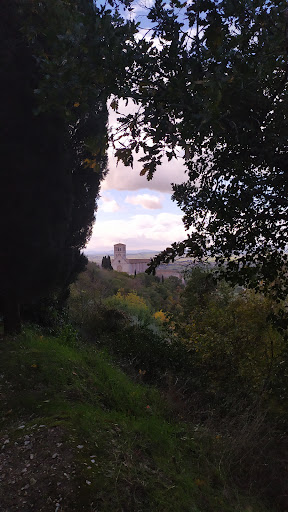 Parcheggio cimitero Assisi - Thumbnail
