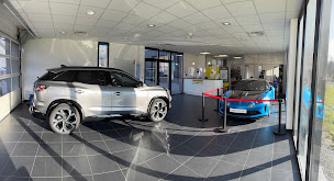 Photo n°9 de Garage & Carrosserie Locatelli - Agent Renault et Dacia à Saint-André-de-Boëge (Atelier de mécanique automobile)