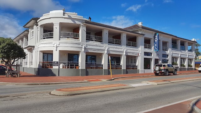 Cottesloe Beach Hotel