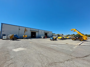 Photo n°17 de FLS - Location Matériel Chantier BTP à Martigues (Agence de location de poids lourds)