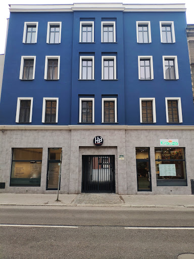 H33 Apartamenty