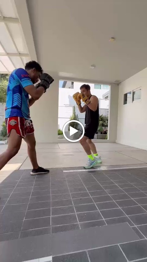 Muaythai Training At Home & Condo (รับสอนมวยไทยนอกสถานที่)