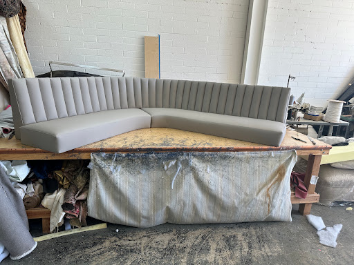 California Chair factory - Thumbnail