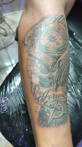 Horarios de Kronos Tattoo EC