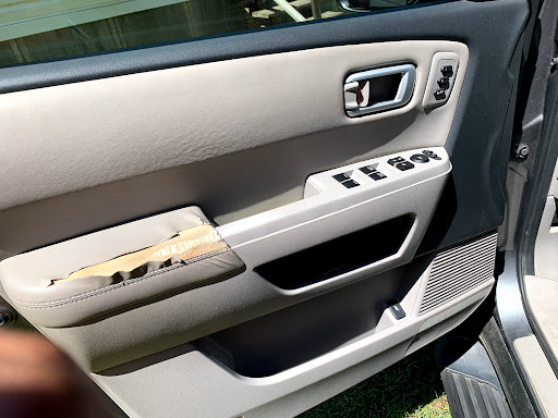 T Loves Automobile Detailing - Thumbnail