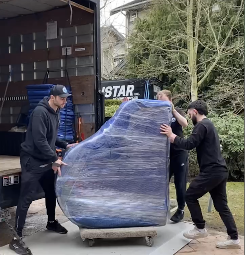 Runstar Moving Services Gallery - Canada
