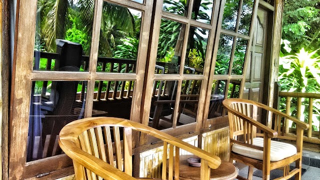 Puri Sawah Bungalows & Restaurant