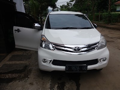 Photos of Gbr 1 Rental Mobil