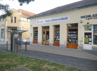 Photos of L&iacute;ra-M&oacute;ra K&ouml;nyvesbolt - Hatvan