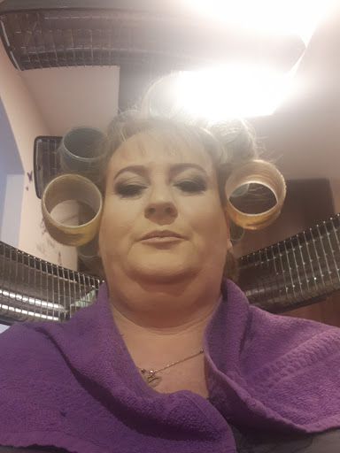 Francis Hair & Beauty Salon - Thumbnail
