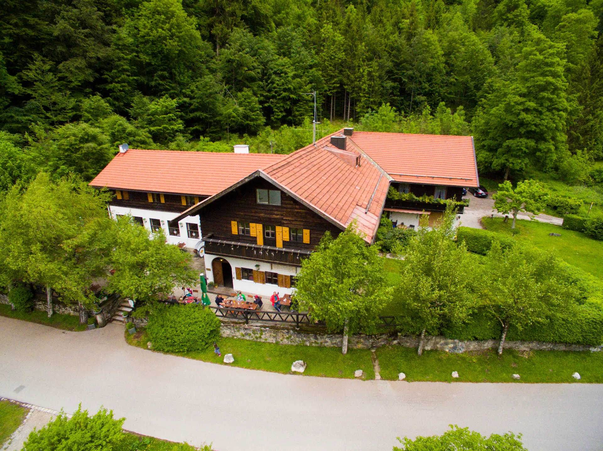 ALATSEE Hotel & Restaurant