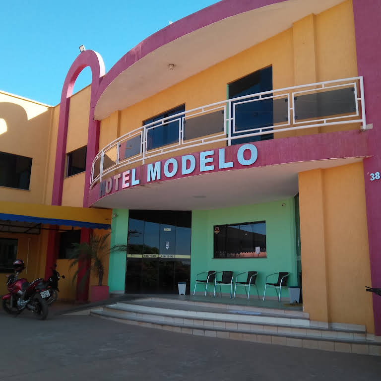 Hotel Modelo - Reservas pelo telefone