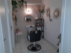 Photo n°2 de Coiffure d'Ange à Verdun (Magasin de perruques)