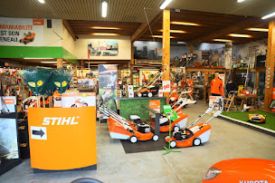 Photo n°3 de Perramant à Landerneau (Service de location de matériel de motoculture)