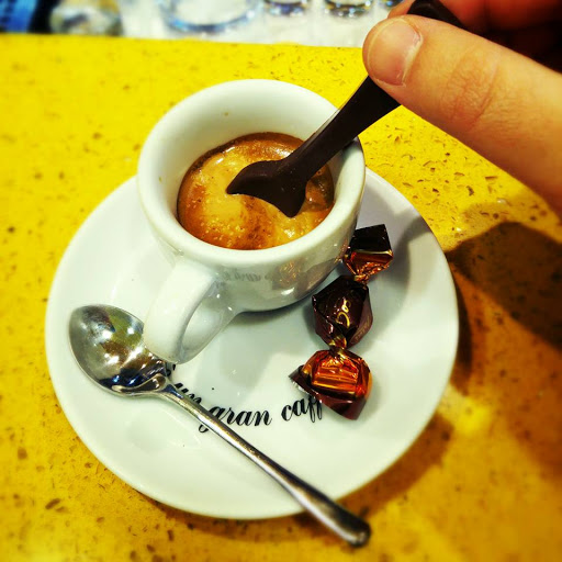 Parata - Visual