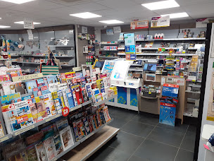 Photo n°3 de Macabou TABAC PRESSE CADEAUX FDJ VETEMENTS ARTICLES DE PLAGE à Torreilles (Magasin de maillots de bain)