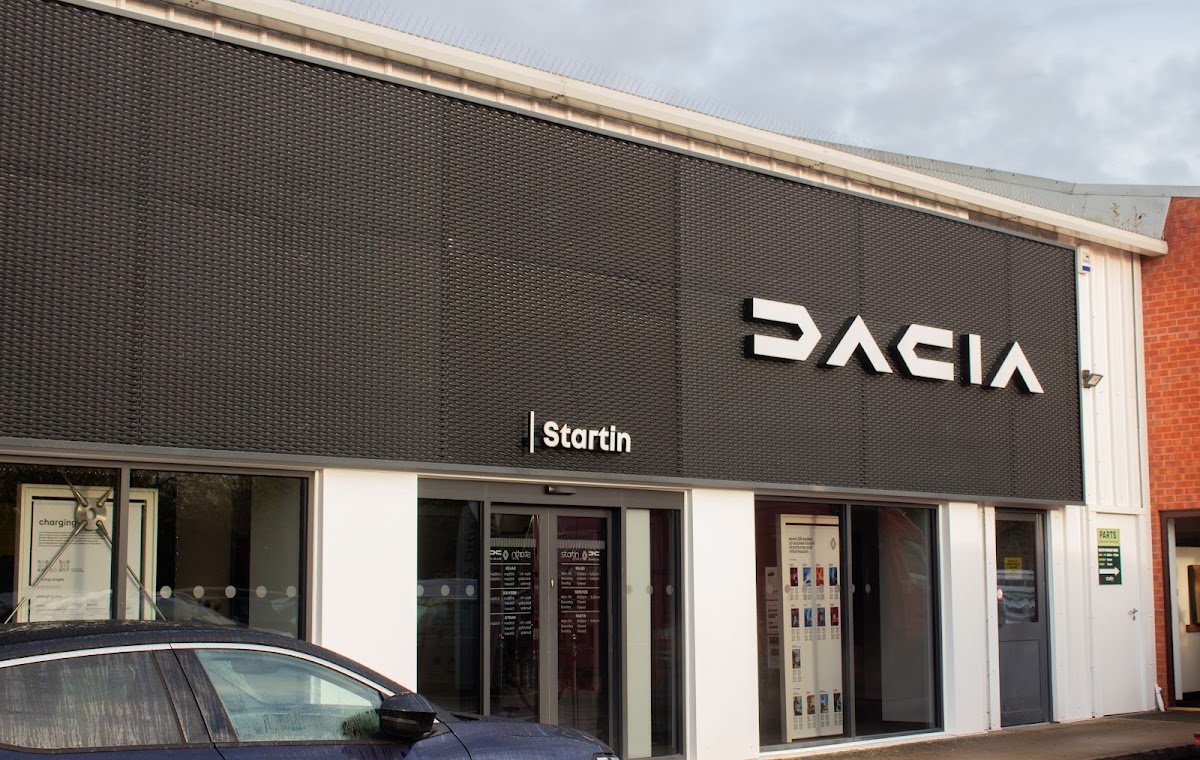 Startin Dacia Worcester