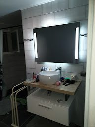 Photo n°7 de House and Design à Corneilhan (Peintre en bâtiment)