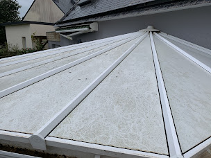 Photo n°10 de Raval'toiture Ravalement , Peinture, Plougastel , Brest à Plougastel-Daoulas (Service d'entretien des gouttières)