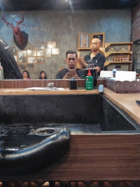 Mansion Barber Shop, Author: Bima Sakti