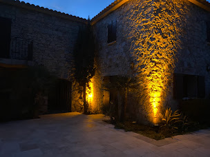 Photo n°19 de LASER LUMIERE à Baziège (Agence de location de matériel)