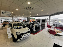 Concession FIAT - ALFA ROMEO - ABARTH - JEEP - Annemasse - F.L.A AUTOMOBILES à Annemasse