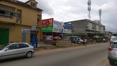 Electronics Store