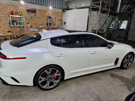 Cy and Cars - Detailing covering