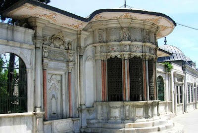 Photos of H&uuml;srev Paşa Library