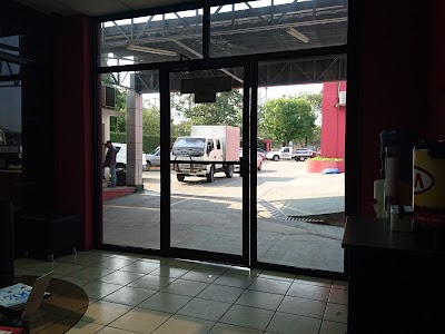 car-dealer