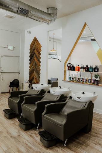 Hazel & Harley Salon Logo