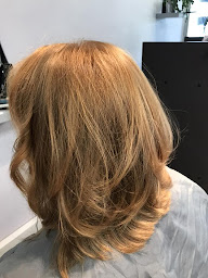 Photo n°7 de Id'Coiffure à Amiens (Salon de coiffure)