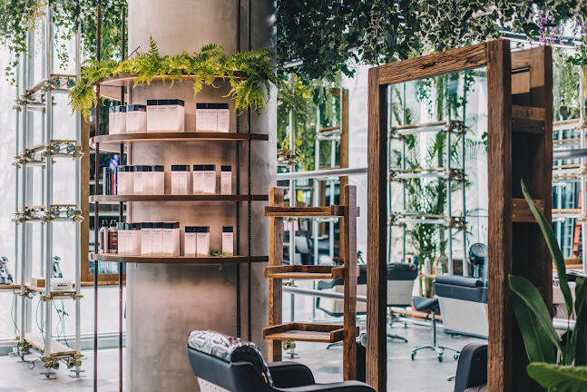 Comentarii opinii despre Walking On Sunshine | Korean Hair Salon