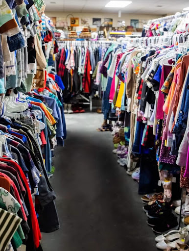 Secondhand Consignment & Resale - Visual