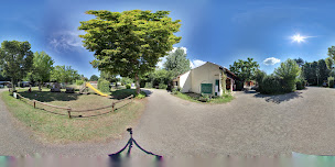 Photo n°16 de Camping Dordogne Les Deux Vallées à Vézac (Agence de location de maisons de vacances)