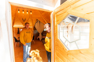 Photo n°11 de Ushuaïa Villages Camping Figurotta à Bizanet (Terrain pour camping-cars)