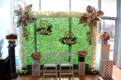 Secret Garden Flower Shop - Thumbnail