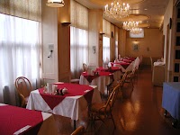 レストラン 四季