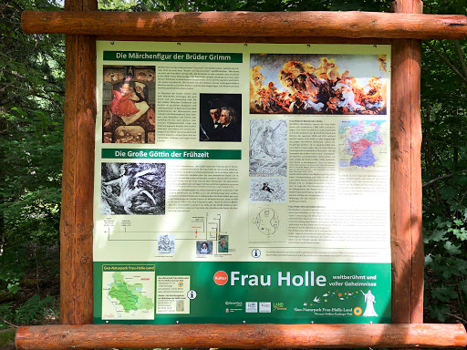Parkplatz am Frau-Holle-Teich - Thumbnail