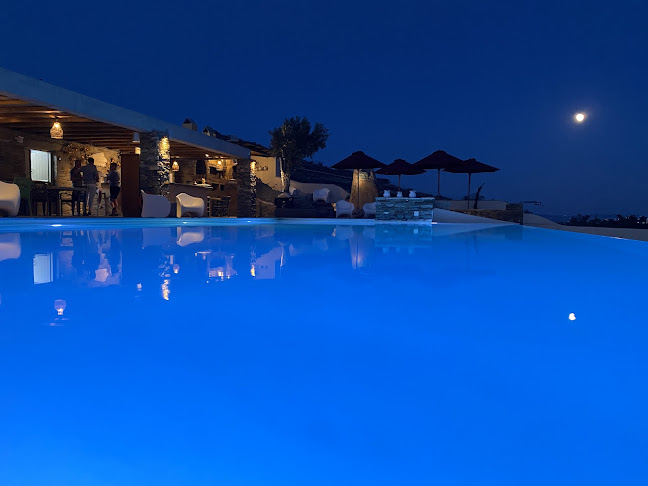 Lia Cyclades, Τήνος 842 00