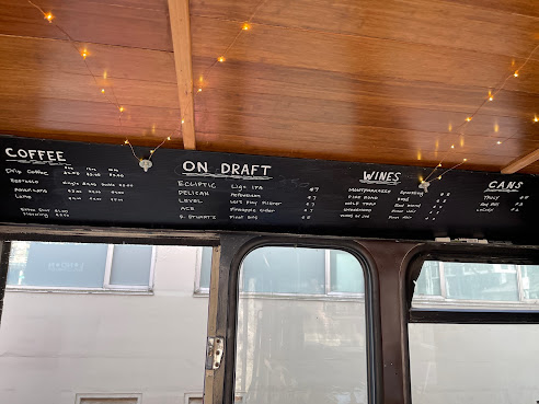 Rachel & Rose by null