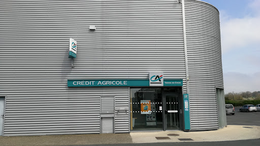 CREDIT AGRICOLE YZEURES-SUR-CREUSE - Thumbnail