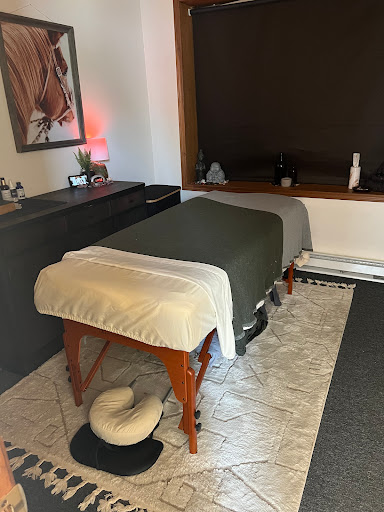 Bella Luna Massage - Thumbnail