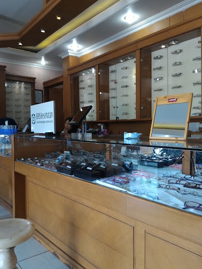 Photos of Optik Sentral Pati