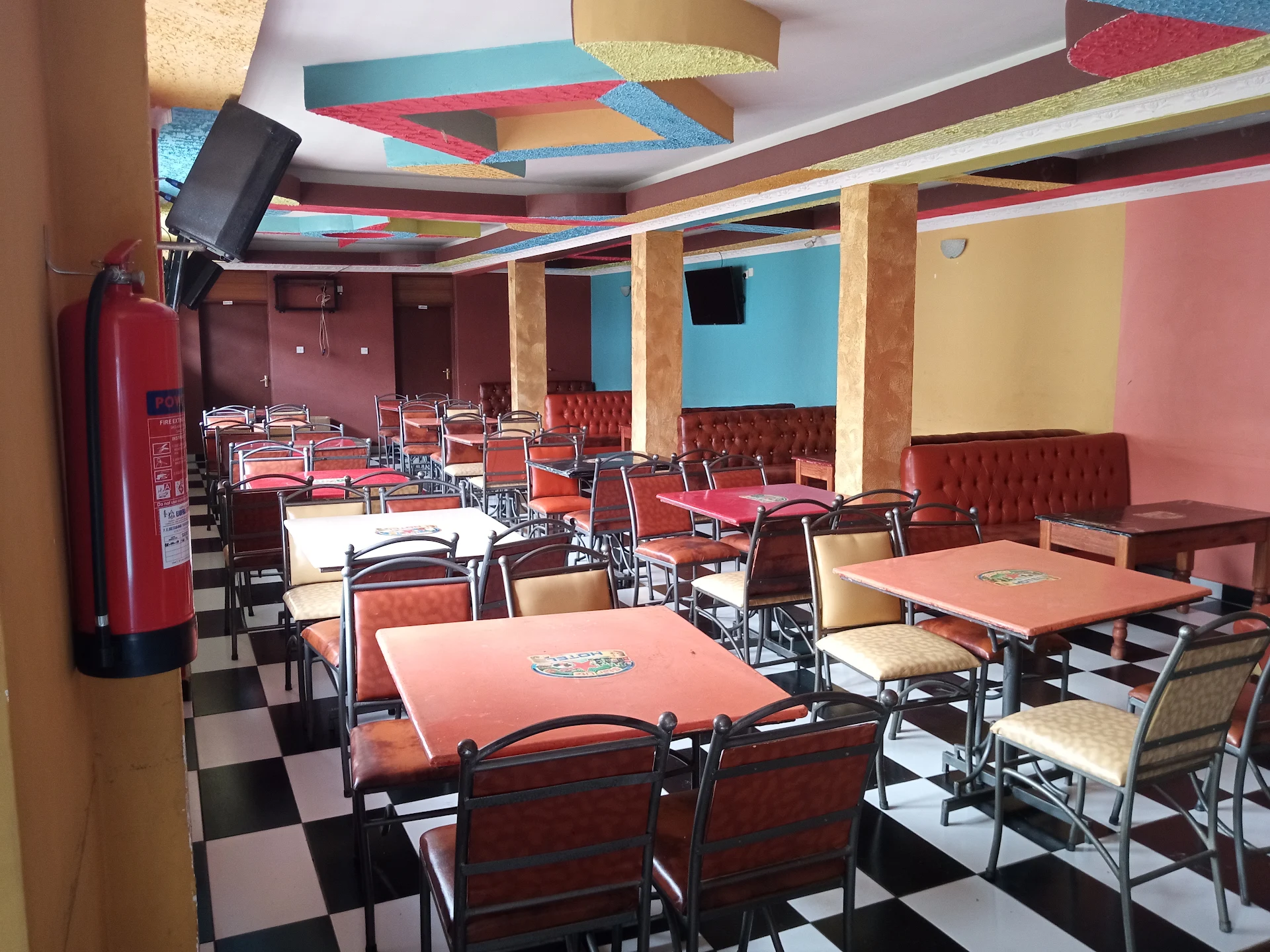 Starlite Hotel