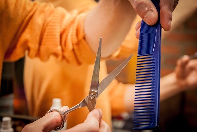 Photos of Gelb Peluqueria